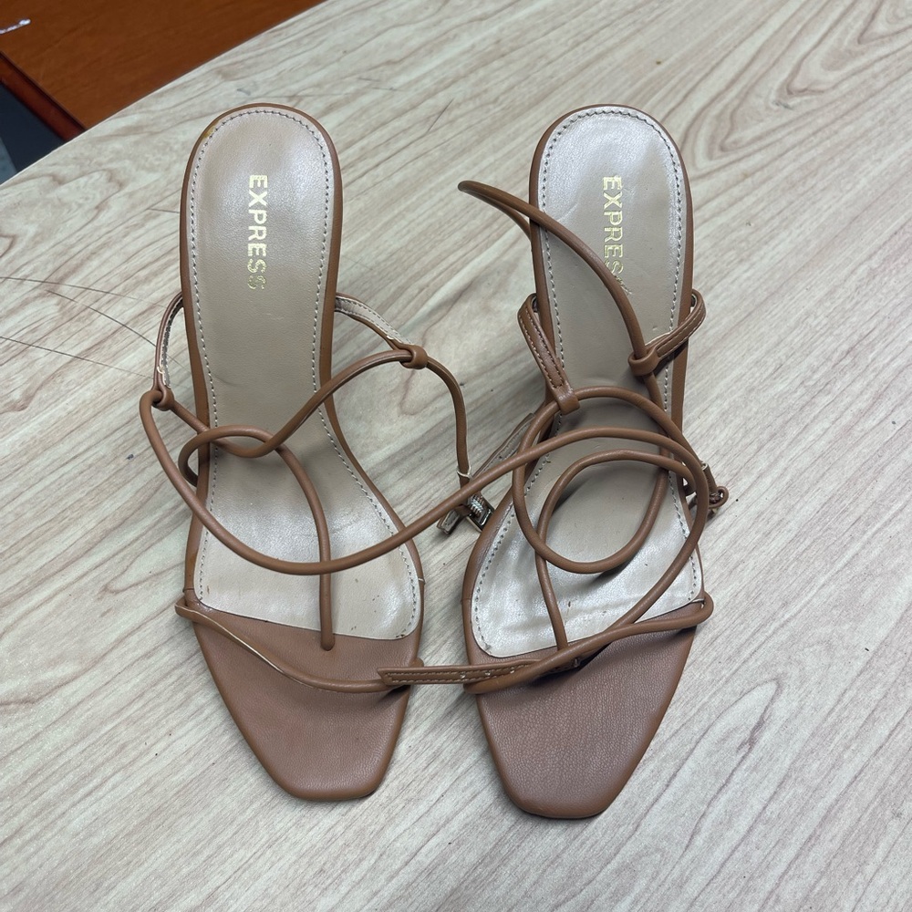 Women’s Express Heels